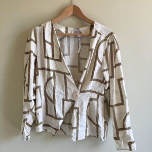 NEW ASOS one button top asymmetrical‎ light jacket Womens Size 2 NWT Ivory